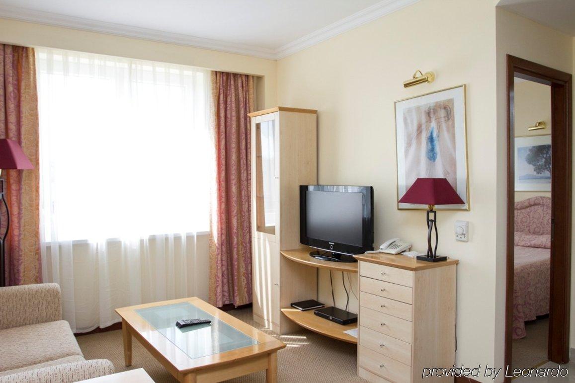 Chagala Atyrau Hotel Zewnętrze zdjęcie